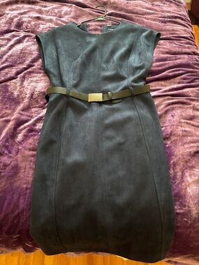Calvin Klein Black Cap-Sleeve Sheath Dress with Belt Accent